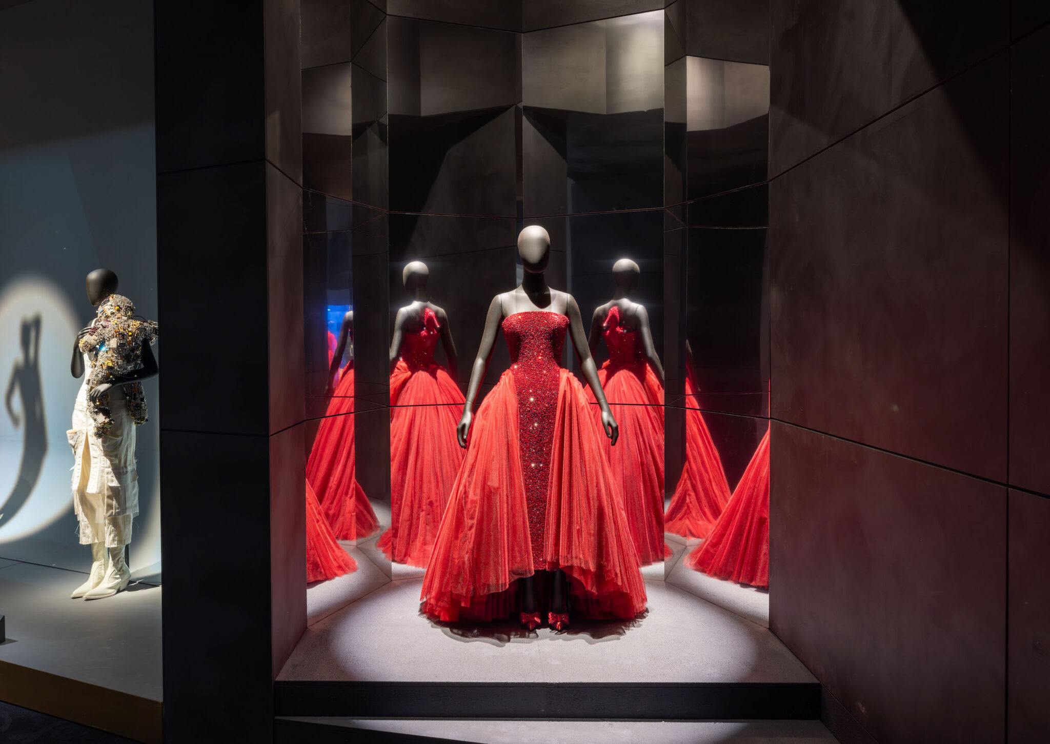 Installation view of ``Schiaparelli: Fashion Becomes Art'' at the V&A Museum in London