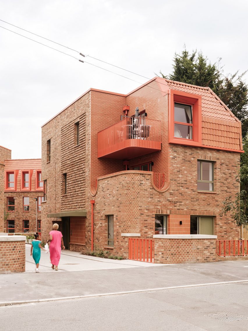 Farmstead Road, Phoenix Community Housing, produced by Metropolitan Workshop